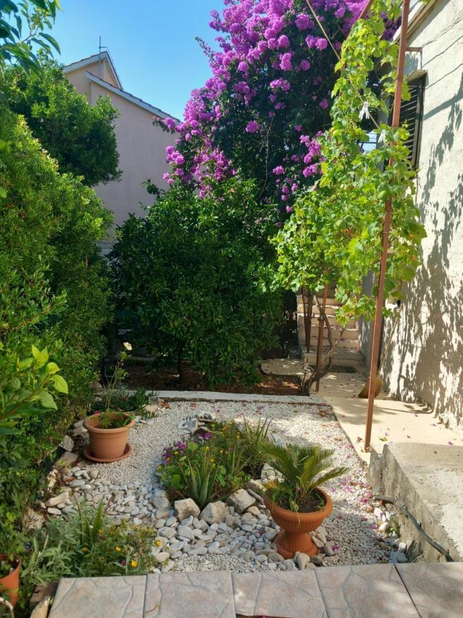 Kuca Za Odmor Skalina - Sea View Villa Splitska Buitenkant foto